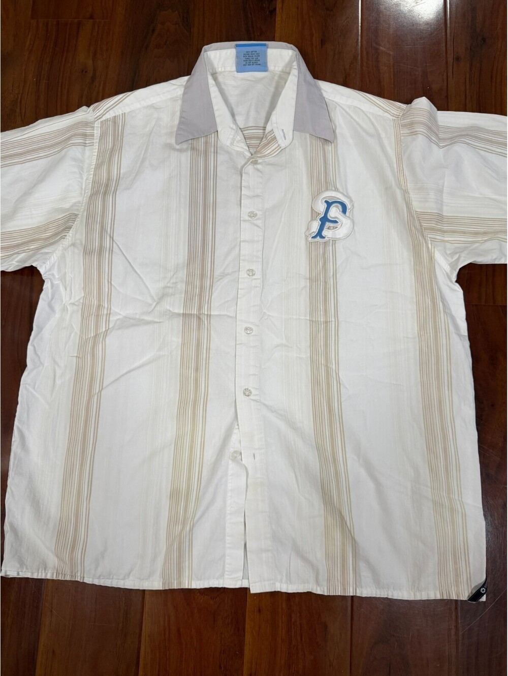 Southpole Stripe Short Sleeve Button Down Shirt XL White Blue Grey Metallic Y2K